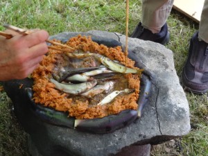 鮎の石焼き