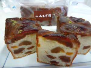 佐渡の干し柿のパウンドケーキ