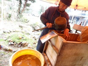 醤油絞り師　