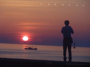 静かな夕日