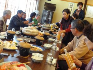 昼食会